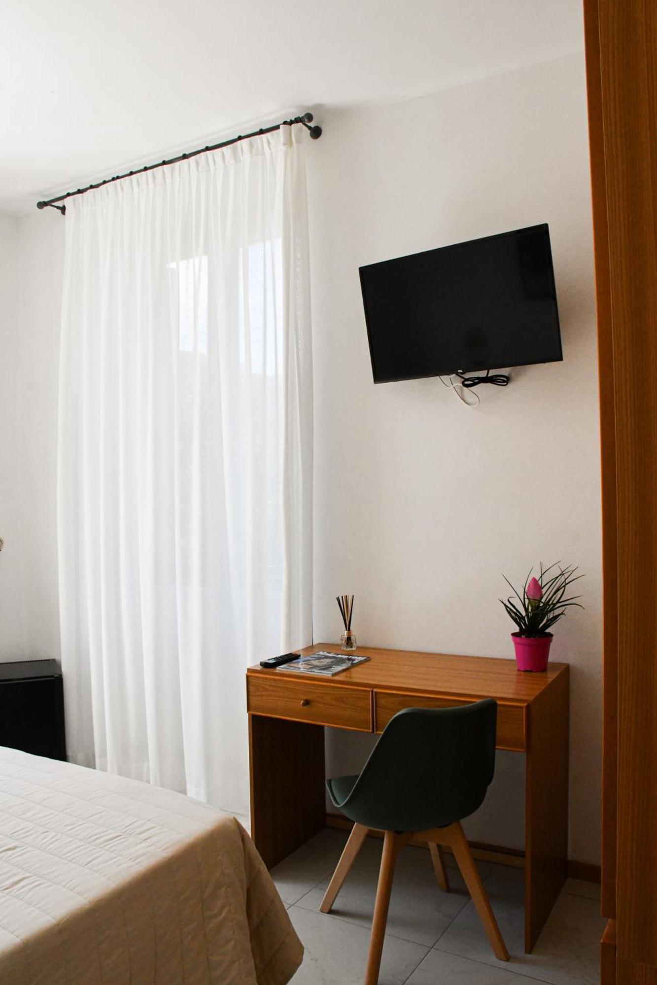 Hotel Le Palme فاراتسي المظهر الخارجي الصورة